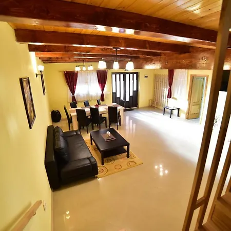 Casa Banu